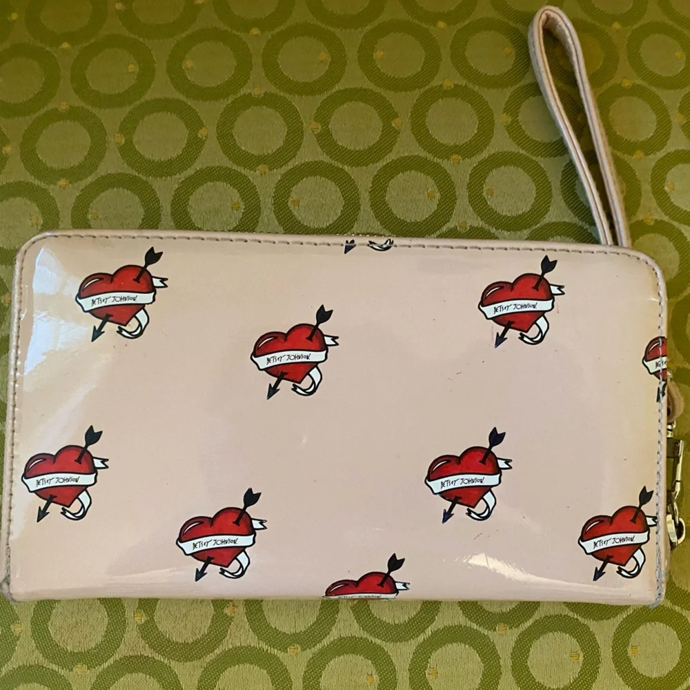 Betsey Johnson wallet